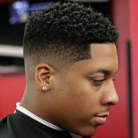 Low Temp Fade Black Man’s Haircut, High Top Fades Men Black, Gentlemens Haircut Fade, Black Hair Fade Men, Haircut Boys 2024, Black Hair Cuts Men, Types Of Haircuts Men, Popular Boys Haircuts 2024, 2024 Men Haircut