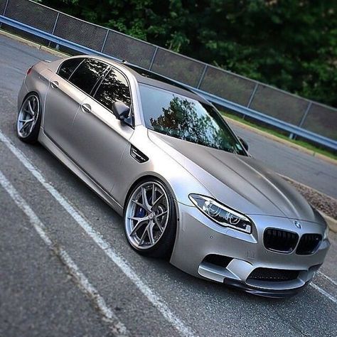 Bmw M5 F10, Carros Bmw, Serie Bmw, Bmw Classic Cars, Bmw 6 Series, Bmw Classic, Street Tracker, Bmw 4, Bmw Series