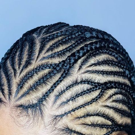 Ntshunxeko Mogale on Instagram: "Let your hair walk into a room before you do😍❤️🔥 Straight back Happy client Cornrows are life !! #hairiseverything #letyourhairdothetalking #obsessedwithneatness #lookgoodfeelconfident #buttrflybraids #neatcornrows #longhair #longcornrows #kiddieshairstyles #fyp #bohostyle #fulanibraids #bohobraids #polokwanehairstylist #polokwanehairstyling #polokwanehairsalon #hairstyleidea #cornrowstyles #kiddieshairstyles #bohobraids #knotlesscurlybraids #bohoknotlessbraids #bohoknotless #tribalbraids #afrohair #rainbowbraids #kiddiesknotless Book your appointment now. Don’t miss out. 0782481424 for bookings" Natural Straight Back Cornrows, Conrows Lines And Braids Boho, Cornrow Straight Back Hairstyles, Freehand Cornrows, Straight Up Braids African, Straight Back Braids Cornrows Hairstyles, Free Hand Hairstyles, Straight Back Hairstyles, All Back Hairstyle