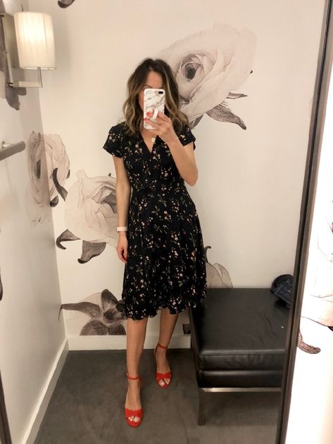 Fitting Room snapshots - (a ton of cute dresses too) - Lilly Style Ligth Pink, Fitting Room, Summer Work Outfits, Casual Work Outfits, Beauty And Fashion, Work Outfits Women, Professional Outfits, Business Casual Outfits, Work Attire