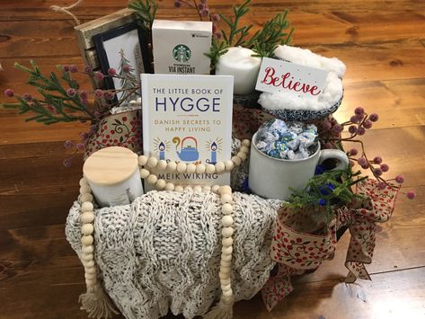 Hygge Basket, Hygge Gift Basket, Hygge Box, Book Basket, Christmas Gift Hampers, Hygge Christmas, Hygge Gifts, Retreat Ideas, Book Baskets