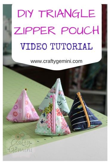 Triangle Zipper Pouch, Crafty Gemini, Sew Zipper, Zipper Pouch Tutorial, Purse Tutorial, Pouch Tutorial, Zipper Pouches, Pouch Pattern, Creation Couture