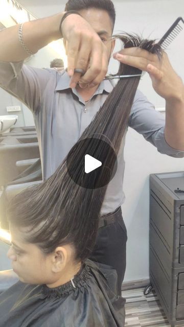 Highlights Tutorial, Haircut Videos, Cut Hair At Home, Self Haircut, Work Hair, Natural Gray Hair, Curly Human Hair Wig, Haircuts Straight Hair, Barber Chair