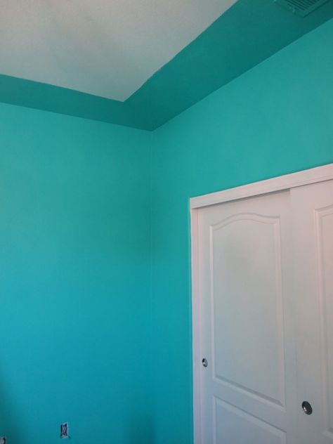 Benjamin Moore Poolside Blue for the walls this is the color of my bedroom :) love it! Relaxing Paint Colors, Aqua Room, Turquoise Paint Colors, Red Bedroom Design, Office Redo, Girls Room Paint, Paint My Room, Blue Bedroom Design, Best Bedroom Colors