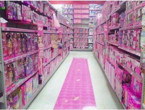 Toys r Us Barbie aisle Childhood Aesthetic, Nostalgia 2000s, 2010s Nostalgia, Nostalgic Pictures, Nostalgia Core, Nostalgia Aesthetic, Childhood Memories 2000, 2000s Nostalgia, Dreamcore Weirdcore