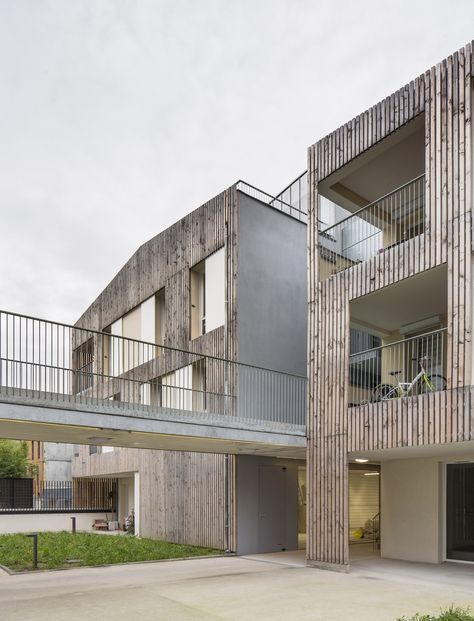 Nanterre Co-Housing / MaO architectes + Tectône Co Housing, Collective Housing, Wooden Facade, Urban Housing, Timber Roof, Apartment Plans, Social Housing, Wood Siding, Unique Houses