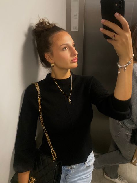 Selfie, atinaboj, ootd, fashion, fashion trends, trends, 2023, 2023 trends, chanel, elegant, coquette, stockholmstyle, pandora bracelet, selfie ideas, instagram, insta ideas, #selfie #atinaboj #ootd #fashion #fashiontrends #trendy #2023 #2023trends #chanel #elegant #coquette #stockholm #pandora #bracelet stockholm style #selfie #ideas #instagram #instapictures  #girly Pandora Bracelet Outfit, Bracelet Outfit, Elegant Coquette, Bracelets Outfit, Style Selfie, Stockholm Style, Insta Pictures, Selfie Ideas Instagram, Stockholm Fashion