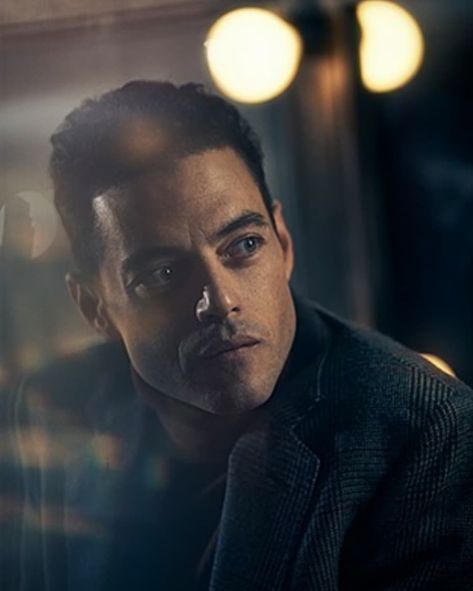 12 Likes, 2 Comments - @mrsbubbaramimalek on Instagram: “BEAUTIFUL BUBBA RAMI by @kurtiswarienko for @britishgq” Rami Malik, Cover Pic, Novel Characters, Rami Malek, Mr Robot, My Gift, Music Wallpaper, Bohemian Rhapsody, Gq