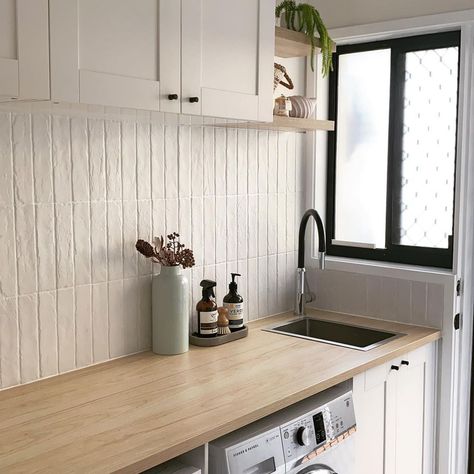 Beaumont Tiles on Instagram: “Nothing brings a laundry splashback to life quite like our exclusive Tribeca White Brick range! ⬜✨ Shout out to @wild_home_interiors for…” Laundry Tiles, White Tile Splashback, Laundry Splashback, Laundry Reno, Laundry Room Tile, Dream Laundry Room, White Laundry, Laundry Room Layouts, Laundry Room Renovation