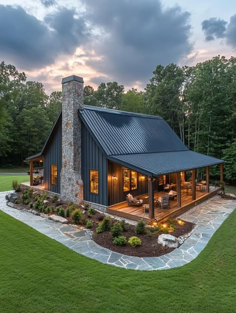 House With Land, Barn Remodel, Farm Style House, Silo House, Pool House Plans, Small Cottage Homes, Barn Style House Plans, Dream Life House, House Cabin