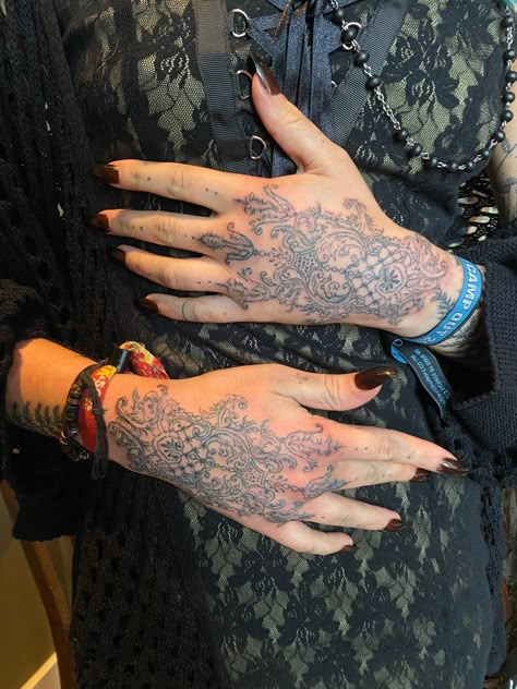 Different Types Of Tattoo Shading, Intricate Hand Tattoo, Ethereal Tattoo Aesthetic, Divina Tattoo, Plaid Tattoo, Foot And Ankle Tattoo, Adornment Tattoo, Layered Tattoo, Textile Tattoo