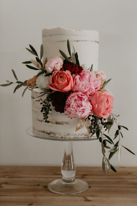 Tiny Wedding Cake For Two, Peony Cake, Peonies Centerpiece, Flower Cakes, Pink Wedding Cake, Cake Flowers, Peony Wedding, Engagement Cakes