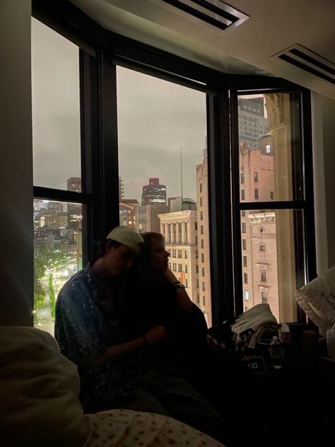 Boston Apartment Interior, Boston Couple Aesthetic, Emerson College Aesthetic, Living In Boston Aesthetic, Boston Life Aesthetic, Boston University Dorm, Emerson Core, Boston University Campus, Apartment With Boyfriend