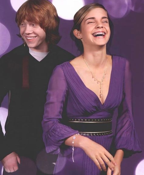 Vriddhi Patwa, Emma Watson And Taylor Swift, Emma Watson Young, Emma Watson Rupert Grint, Emma Watson Pics, Ronald Weasley, Best Gowns, Rupert Grint, Ron And Hermione