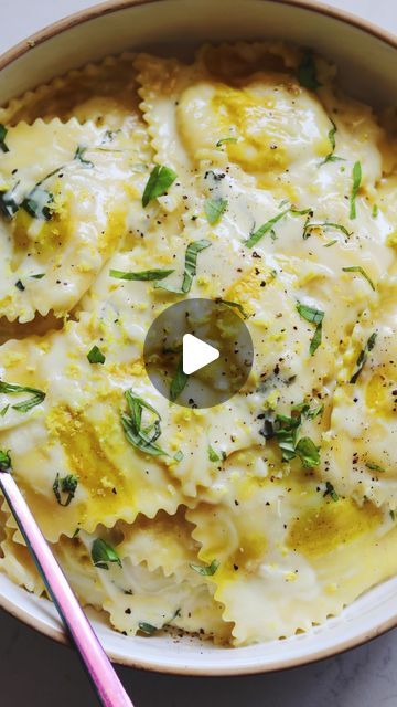 MacKenzie Smith on Instagram: "Trader Joe’s famous Sweet Corn & Burrata Ravioli are back!! These are one of my favorite seasonal items and they’re even more elite when paired with a delicious light and cheesy lemon basil cream sauce that’s super easy to make and perfect for the season. This easy pasta dinner recipe is ready under 30 minutes, too!

(Follow me!) and COMMENT “ravioli” to get the full recipe sent straight to your inbox! 

✨2 boxes Trader Joe’s Sweet Corn Ravioli 
✨3 tbsp salty butter
✨4 garlic cloves, finely diced 
✨1 cup heavy creamy
✨lemon zest from 1 lemon
✨1/2 cup Parmigiano
✨the juice from 1/2 lemon 
✨4 tbsp basil, divided
✨ kosher salt and fresh cracked pepper

🍋 Start to get pasts water boiling for Ravioli.
🍋 Add butter to a heavy bottomed sauce pan and let it melt th Sweet Corn Ravioli, Lemon Basil Cream Sauce, Burrata Ravioli, Corn Ravioli, Easy Pasta Dinner Recipes, Mackenzie Smith, Creamy Tomato Basil Soup, Easy Pasta Dinner, Trader Joes Recipes