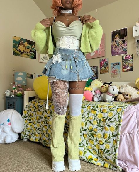 Peony Aesthetic, Kawaii Outfit Ideas, Edge Fashion, Street Outfits, Fashion Kawaii, Girl Fashion Style, Earthy Outfits, Aesthetic Streetwear, Character References