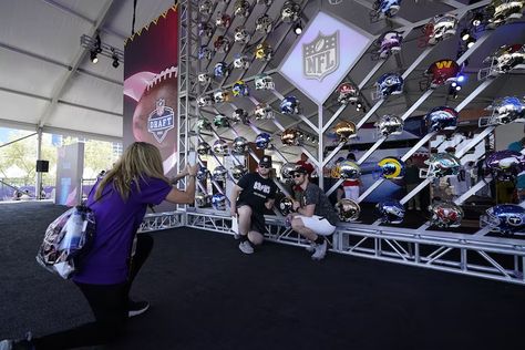 Las Vegas, Experiential, Brand Activation Ideas, Marketing Activations, Brand Activations, Experiential Marketing, Event Experience, Nfl Draft, Bud Light