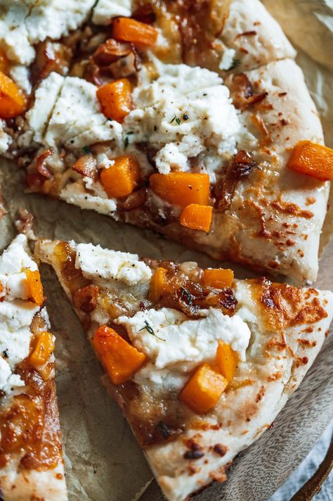 Butternut Squash Ricotta Pizza, Pizza Ideas Creative, Unique Pizza Ideas, Fall Pizza Recipes, Winter Pizza, Shrimp Quesadilla Recipe, Shrimp Quesadilla, Fall Pizza, Butternut Squash Pizza