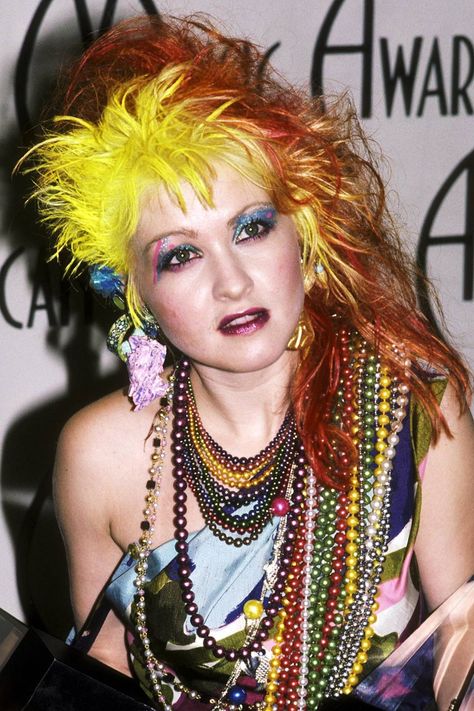 Cindy Lauper 80's, 1980s Hair, Rock Makeup, Look 80s, 80s Makeup, 80s Fashion Trends, 80s Punk, 80s Look, 80s Pop