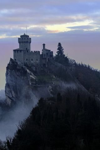 Misty Castle, San Marino, Italy photo by stefano San Marino Italy, High Castle, Castle Mansion, Castle In The Sky, Italy Photo, Beautiful Castles, A Castle, Beautiful Buildings, Pictures Images