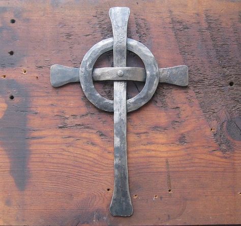 Hand Forged Celtic Cross by WayfarerForge on Etsy, $75.00 Metal Welding, Horseshoe Art, Welded Art, Chain Projects, Blacksmith Forge, Blacksmith Projects, Iron Cross, Forging Metal, Metal Cross