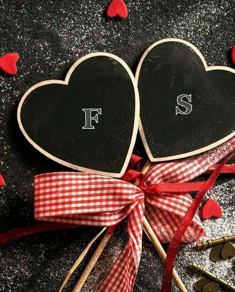 S F Name Dp, F S Love Dp, F Love S Dp, F Dp Name, Photo Frame Heart, Good Night Love Pictures, Apple Iphone Accessories, Modern Henna, Iphone Wallpaper For Guys