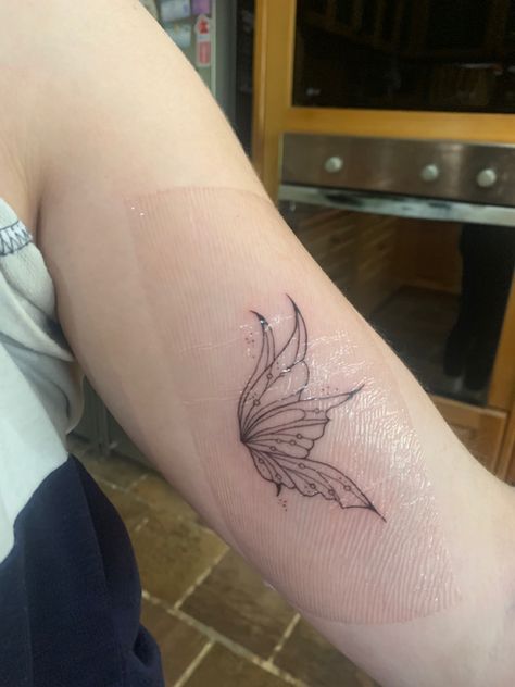 Faerie Wing Tattoo, Fairy Wings Tattoo Arm, Small Fairy Wings Tattoo, Fairy Rib Tattoo, Fairy Line Art, Pixie Wings Tattoo, Butterfly Wings Tattoo, Wing Tattoo Arm, Fairy Wings Tattoo