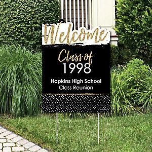 High School Reunion Planning, School Reunion Decorations, Class Reunion Planning, 50th Class Reunion Ideas, Class Reunion Invitations, Reunion Centerpieces, 10 Year Reunion, High School Class Reunion, Class Reunion Decorations