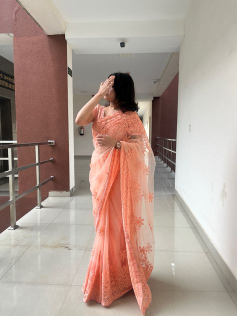 Indian saree Peach Saree For Party, Peach Saree For Festivals, Bollywood Unstitched Peach Saree, Peach Semi-stitched Georgette Saree, Unstitched Peach Saree, Peach Saree, Desi, Saree