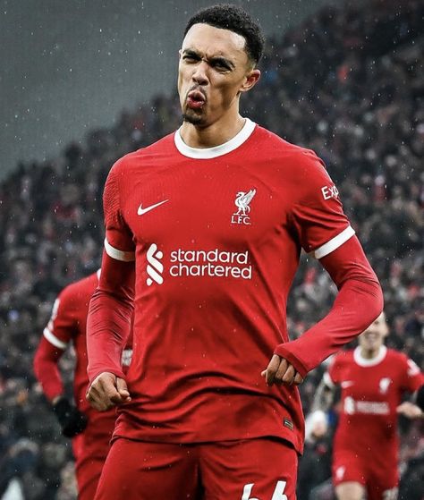 Liverpool Fc Team, Trent Alexander Arnold, Liverpool Team, Cristiano Ronaldo Junior, Ronaldo Junior, Alexander Arnold, Best Football Team, Liverpool Football Club, Football Pictures