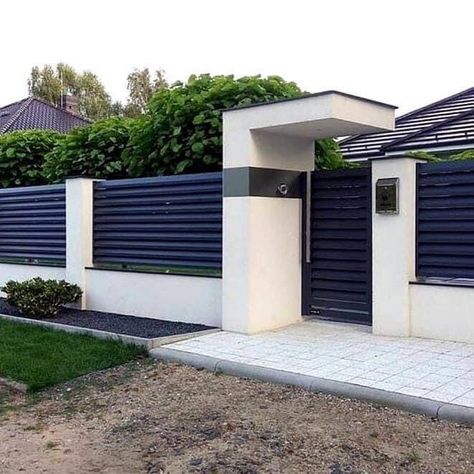 Modern Fences And Gates, Exterior Gate Design, Gard Modern, Pagar Modern, Tor Design, Fence Gate Design, Modern Fence Design, House Fence Design, Fence Doors