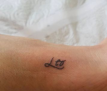 Small Girly Tattoos, Tattoos For Girls, Small Tattoos With Meaning, Leo Tattoos, Small Girl Tattoos, Cute Small Tattoos, Zodiac Tattoo, Skull Tattoo Design, Subtle Tattoos