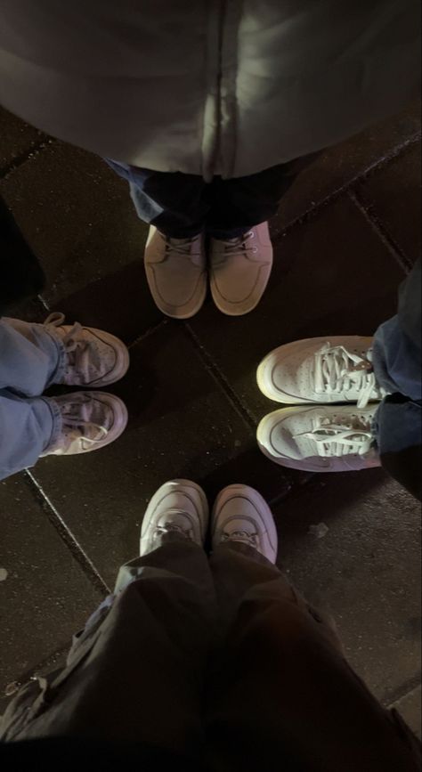 Shoe Group Picture, Friends Shoes Pictures Aesthetic, Friends Shoes Pictures, Shoes Friends Aesthetic, Shoe Pictures Aesthetic, Friends Shoes Aesthetic, Shoes Pics Aesthetic, Group Study With Friends, Shoe Pics Aesthetic