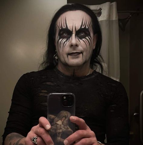 Dani Filth Dani Filth, 90s Hair, Castle On The Hill, Cradle Of Filth, 90s Hairstyles, Castle, Music, Hair, Quick Saves