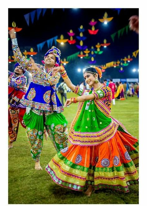 Colors Of Gujarat (India) 😘🌼 Celebrateing Navratri Festival 🇮🇳 Navratri Garba Photo, Navratri Chaniya Choli Latest, Navratri Decoration Ideas For Home, Navratri Decoration Ideas, Navratri Decoration, Navratri Devi, Tribes In India, Best Love Photos, Navratri Devi Images