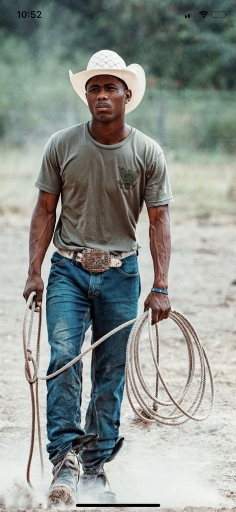 Cowboy Faceclaim, Western Americana Aesthetic, Black Cowboy Outfit Men, Cowboys Aesthetic, Modern Cowboy Style Men, Cowboy Outfit Men, Fic Inspiration, Cowboy Fit, Cowgirl Era