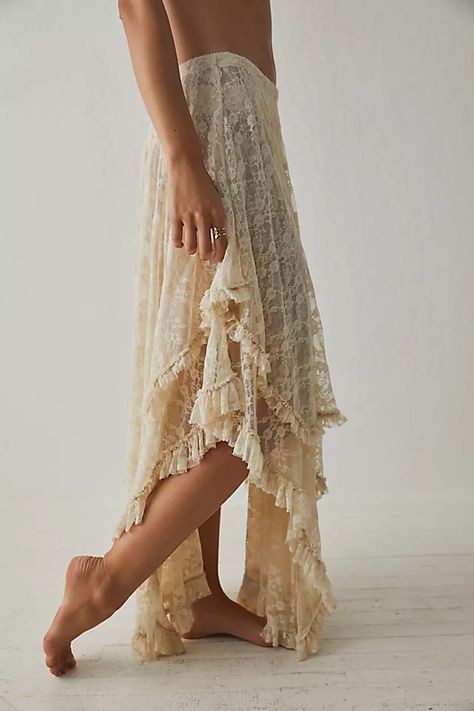 Long Skirt Summer, Lacey Tops, Coverup Skirt, Half Slip, Lace Print, Floral Maxi Skirt, Boho Skirts, Long Skirts, Boho Stil