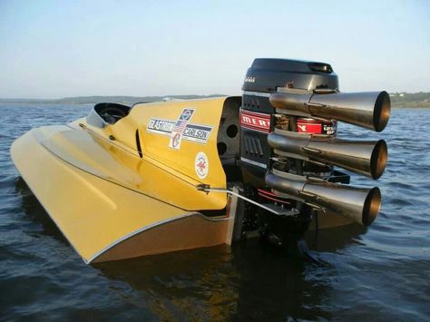 Mercury Racing Hydroplane Racing, Hydroplane Boats, Outboard Boats, Classic Wooden Boats, Mercury Outboard, Fast Boats, Vintage Boats, Cool Boats, Boat Engine