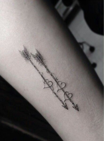 Heart arrow tattoo∆ Dr Woo Tattoo, Feather Arrow Tattoo, Arrow Tattoos For Women, Small Arrow Tattoos, Arrow Tattoo Design, Tattoo Heart, Wrist Tattoos For Women, Arrow Tattoo, Arrow Tattoos