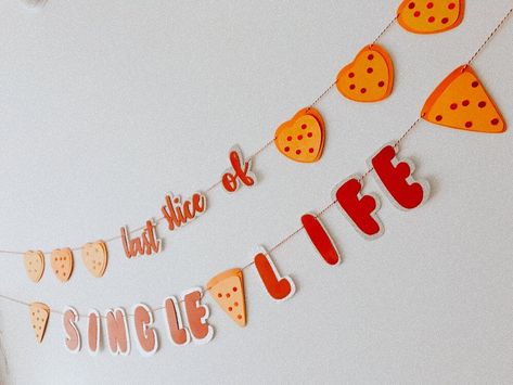 Ruby Garcia 🎃 on Instagram: “a pizza themed bachelorette party is my jam 🍕💛” Last Slice Of The Single Life Bachelorette, Pizza And Pjs Bachelorette, Bachelorette Pizza Night, Pizza Party Bachelorette, Pizza Themed Bachelorette Party, Bachelorette Pizza Party, Pizza Wedding Shower Ideas, Pizza And Brews Before I Do Decor, Italian Theme Bachelorette Party