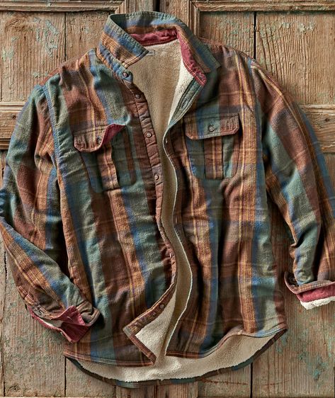 Workwear Aesthetic, Jackets Sweaters, Mens Outdoor Clothing, Shirt Jacket Men, Check Shirts, Khaki Fashion, Velvet Jacket, Pocket Shirt, Plaid Jacket