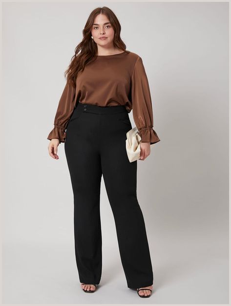 Work Outfits Office, Curvy Work Outfit, Plus Size Business Attire, Summer Work Outfits Office Casual, Outfit Formal Mujer, Summer Work Outfits Office, Flare Leg Trousers, Summer Business Casual Outfits, Work Outfit Office