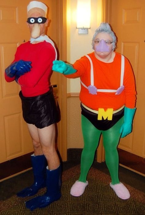 Merman Barnacle Boy, Halloween Quiz, Funny Couple Costumes, Funny Couple Halloween Costumes, Costumes Funny, Duo Costumes, Mermaid Man, Clever Halloween Costumes, Duo Halloween Costumes