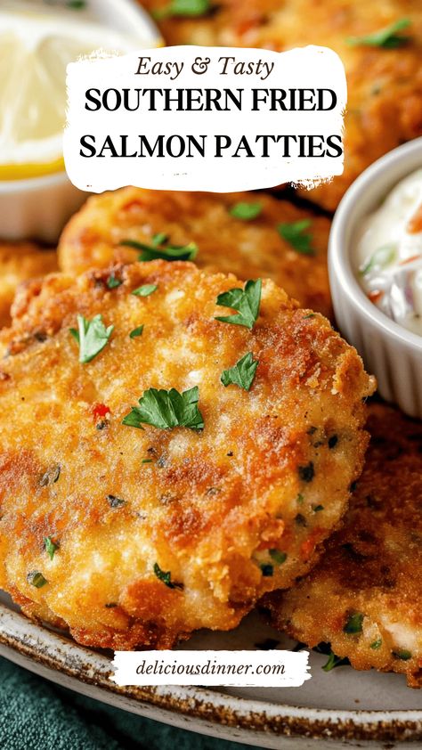 Salmon Patties With Old Bay Seasoning, Salmon Patties With Bread Crumbs, Southern Recipes Healthy, Best Salmon Cakes Recipe, Old Fashioned Salmon Patties Recipe, Salmon Patties With Stove Top Stuffing, Fresh Salmon Patties Recipe Easy, Crispy Salmon Patties, Salmon Patties Sides