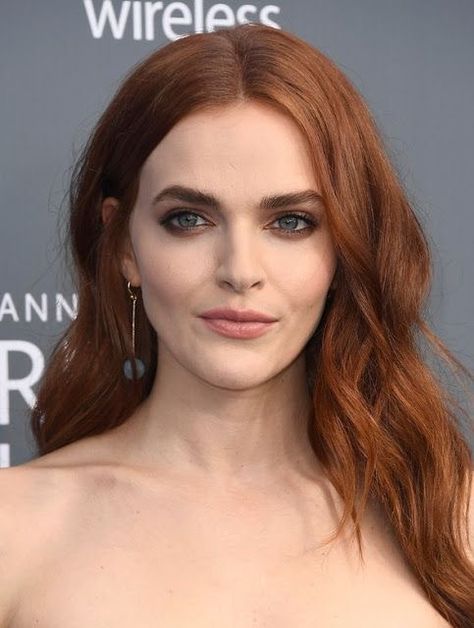 Fall Brunette, Magenta Hair Colors, Madeline Brewer, California Fall, Cinnamon Hair, Magenta Hair, Highlights Color, Red Hair Inspo, Ginger Hair Color