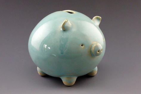 Pinch Pot Piggy Bank, Pig Ceramic Sculpture, Pinch Pots, Coin Bank, Money Box, Clay Ideas, Ceramic Sculpture, Piggy Bank, Cow