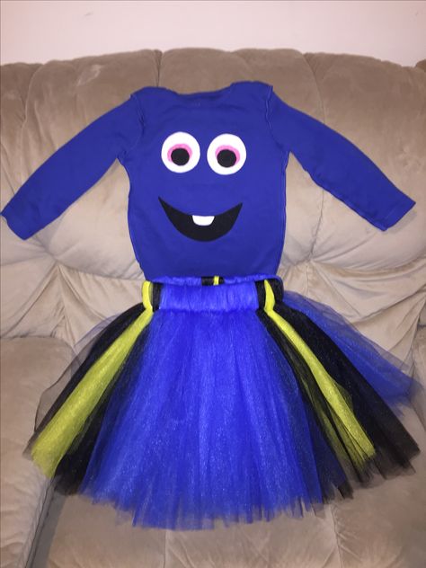 Nemo Dory Costume, Dory And Nemo Costume, Diy Dory Costume Women, Dori Costume, Nemo And Dory Costume Diy, Dory Costume Womens, Dory Costume Diy, Finding Dory Costume Diy, Finding Nemo Darla Costume