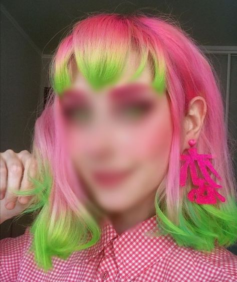 Pink To Green Ombre Hair, Pink Hair With Green Tips, Peach And Green Hair, Pink And Lime Green Hair, Pink And Green Hair Ideas, Pink And Green Short Hair, Watermelon Hair Color, Pink To Green Hair, Neon Pink And Green Hair