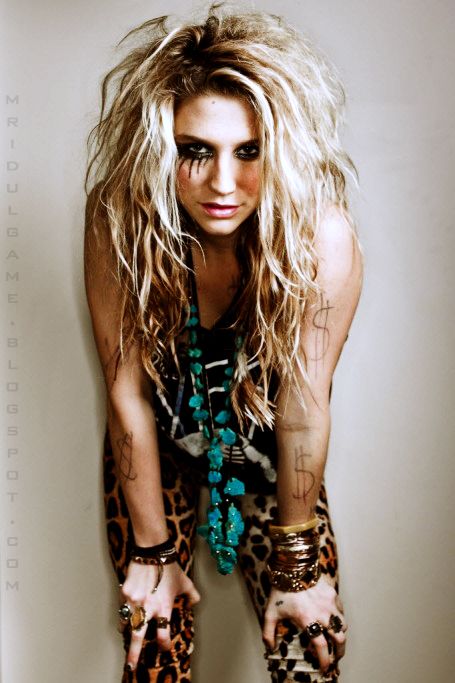 New: Kesha / Ke$ha Style / Kesha Sebert Album / Photos Kesha Costume, Kesha Halloween Costume, Kesha Outfits, Kesha Concert, Kesha Rose, Kesha, Girl Crushes, Woman Crush, Shakira