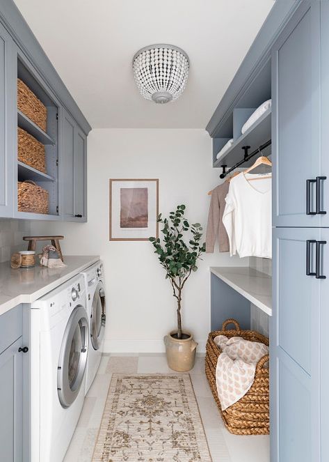 Laundry Room Tables, Transitional Laundry Room, Blue Laundry Rooms, Stylish Laundry Room, Dream Laundry Room, California Ranch, Laundry Room Layouts, Mudroom Laundry Room, Laundry Room Renovation